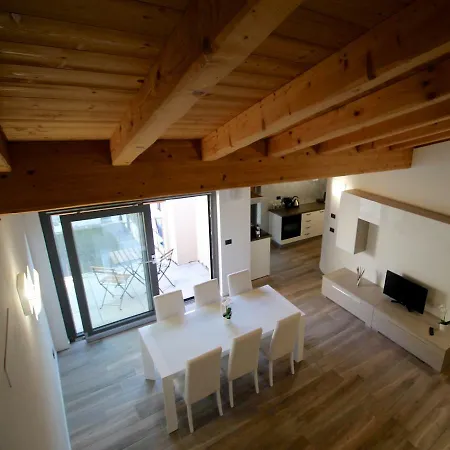 Apartment Carolina Colico