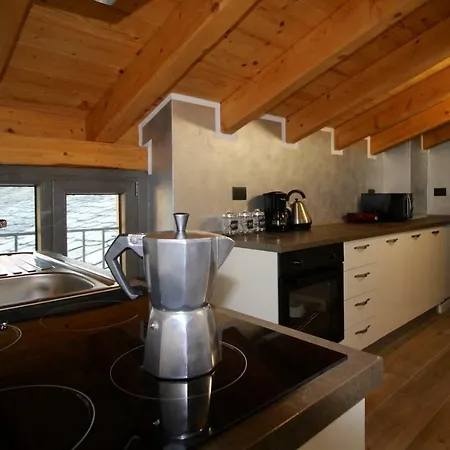 Carolina Apartment Colico