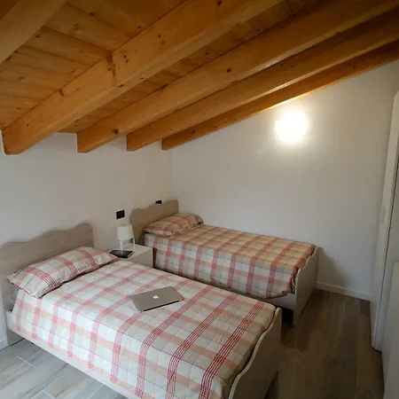 Carolina Apartment Colico